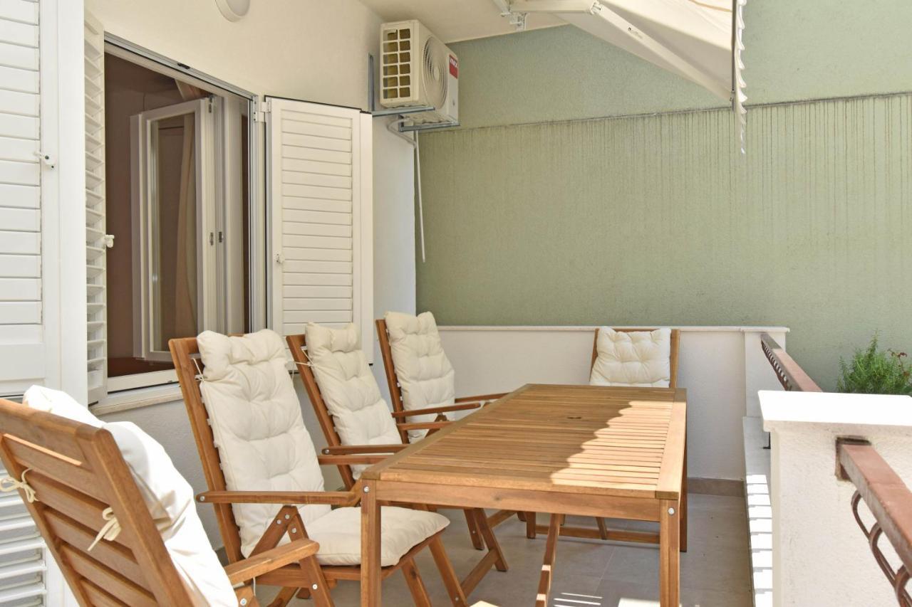 Apartments Despot Tučepi Exterior foto
